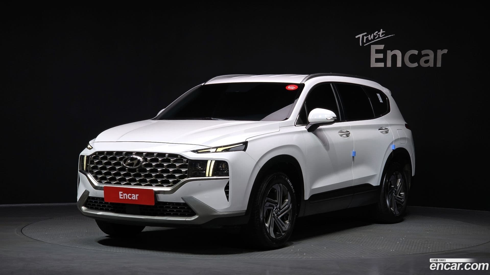 Main__Slider__Photo:Santafe Hyundai 2021.11-0