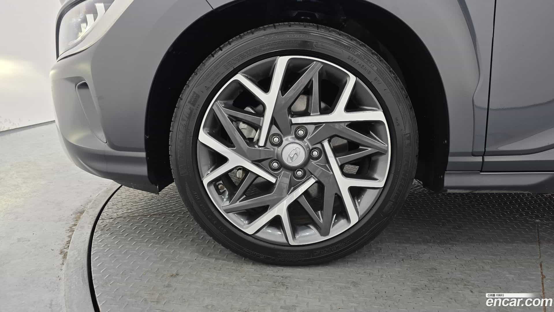 Kona Hyundai 2021.0-OUTER-005