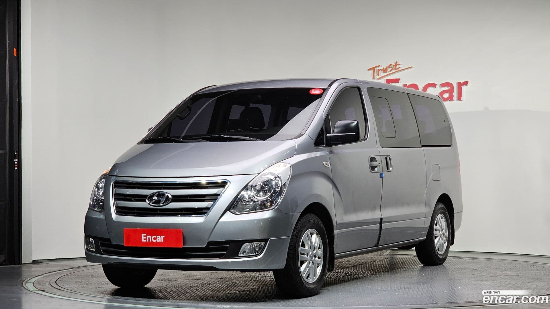 Main__Slider__Photo:Starex Hyundai 2016.4-0
