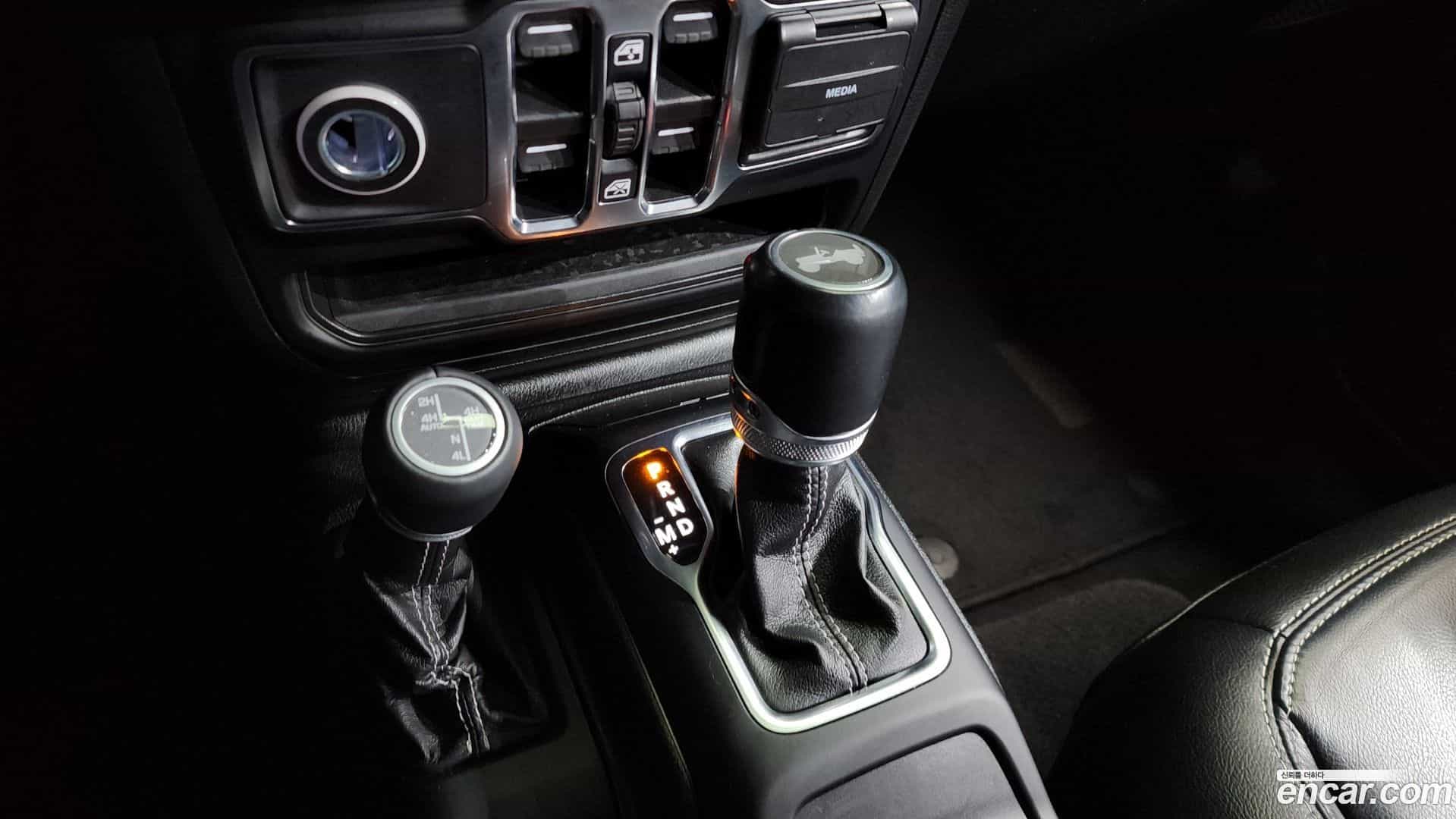 Wrangler Jeep 2021.5-INNER-009