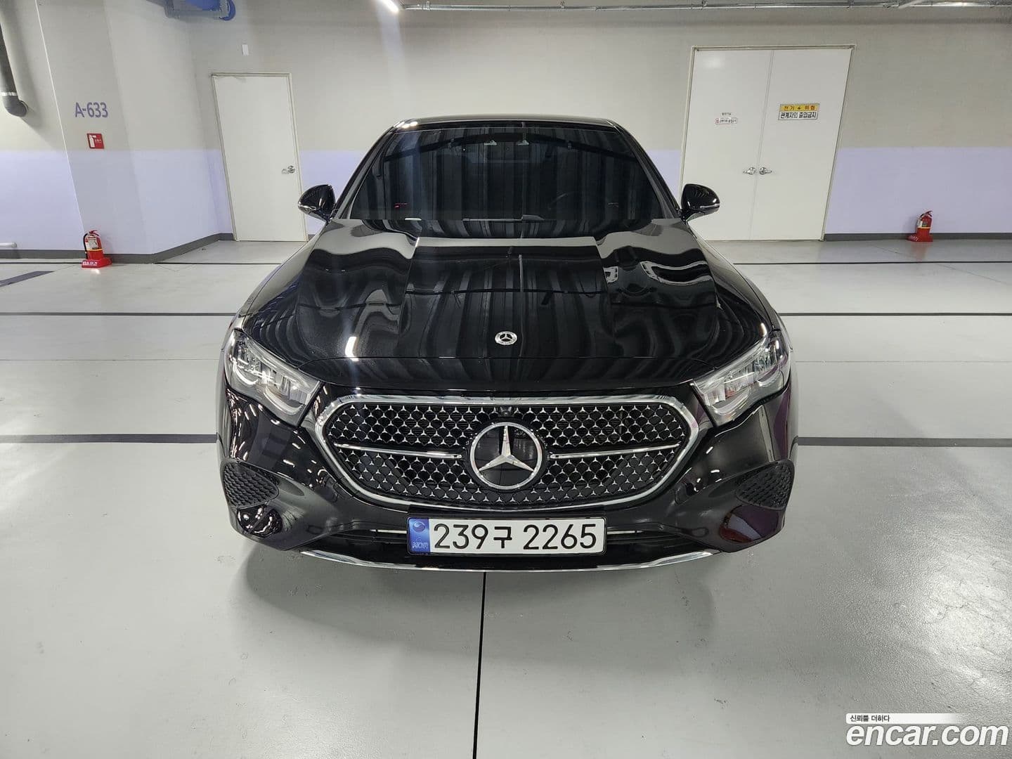 Main__Slider__Photo:E-Class Mercedes-Benz 2025.2-0