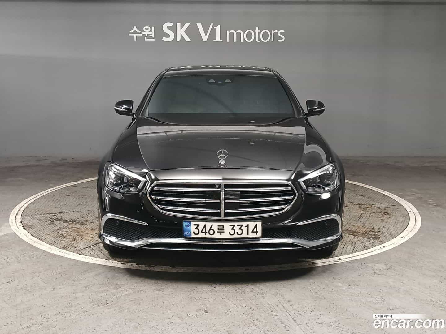 E-Class Mercedes-Benz 2023.3-OUTER-002