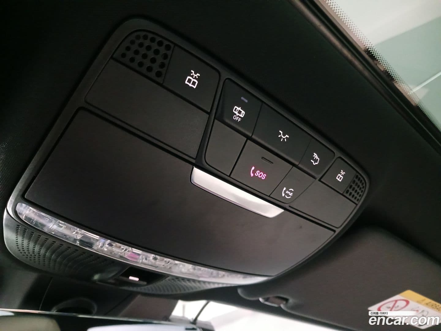 Main__Slider__Photo:E-Class Mercedes-Benz 2023.3-15
