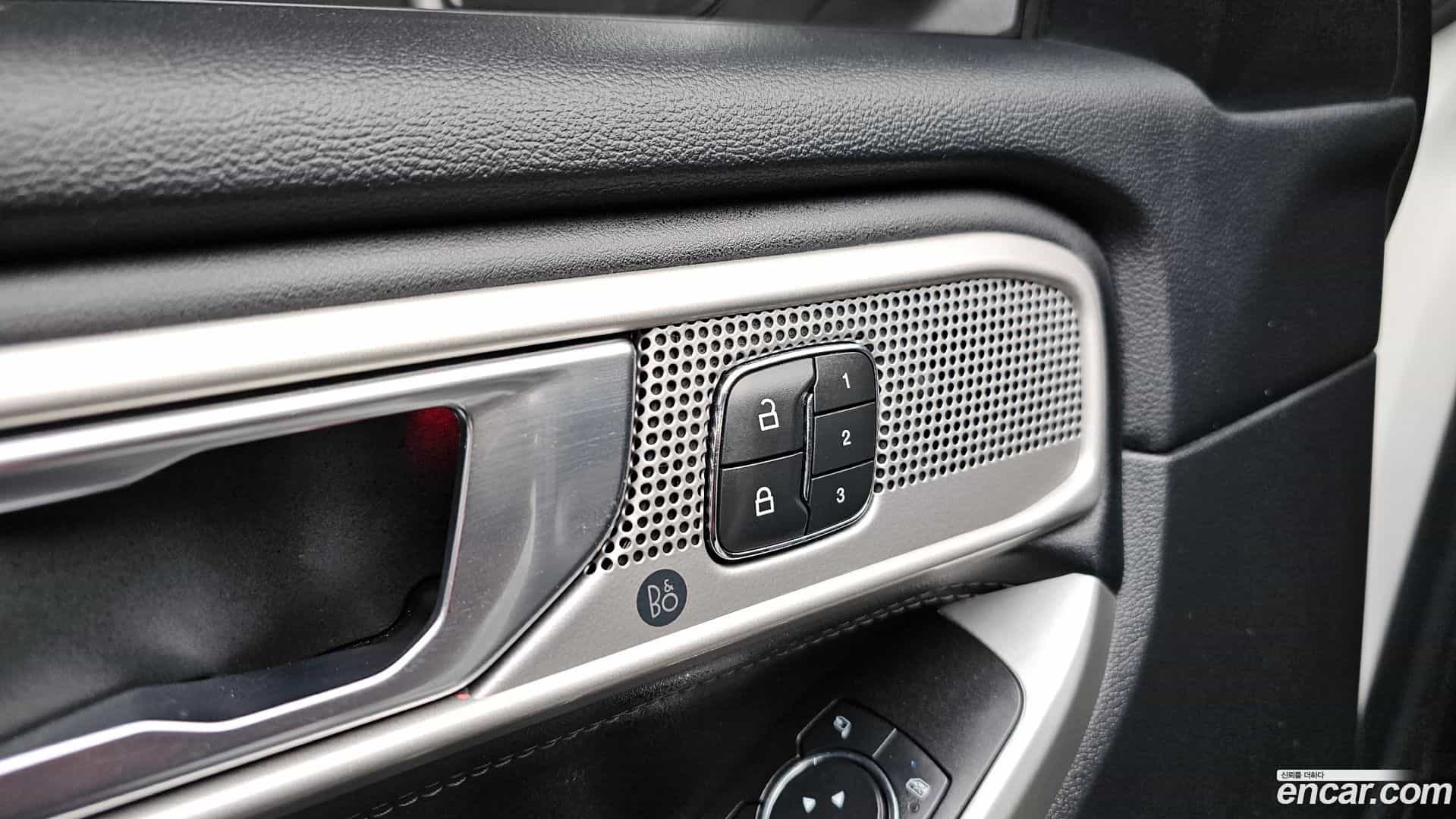 Explorer Ford 2021.9-OPTION-021