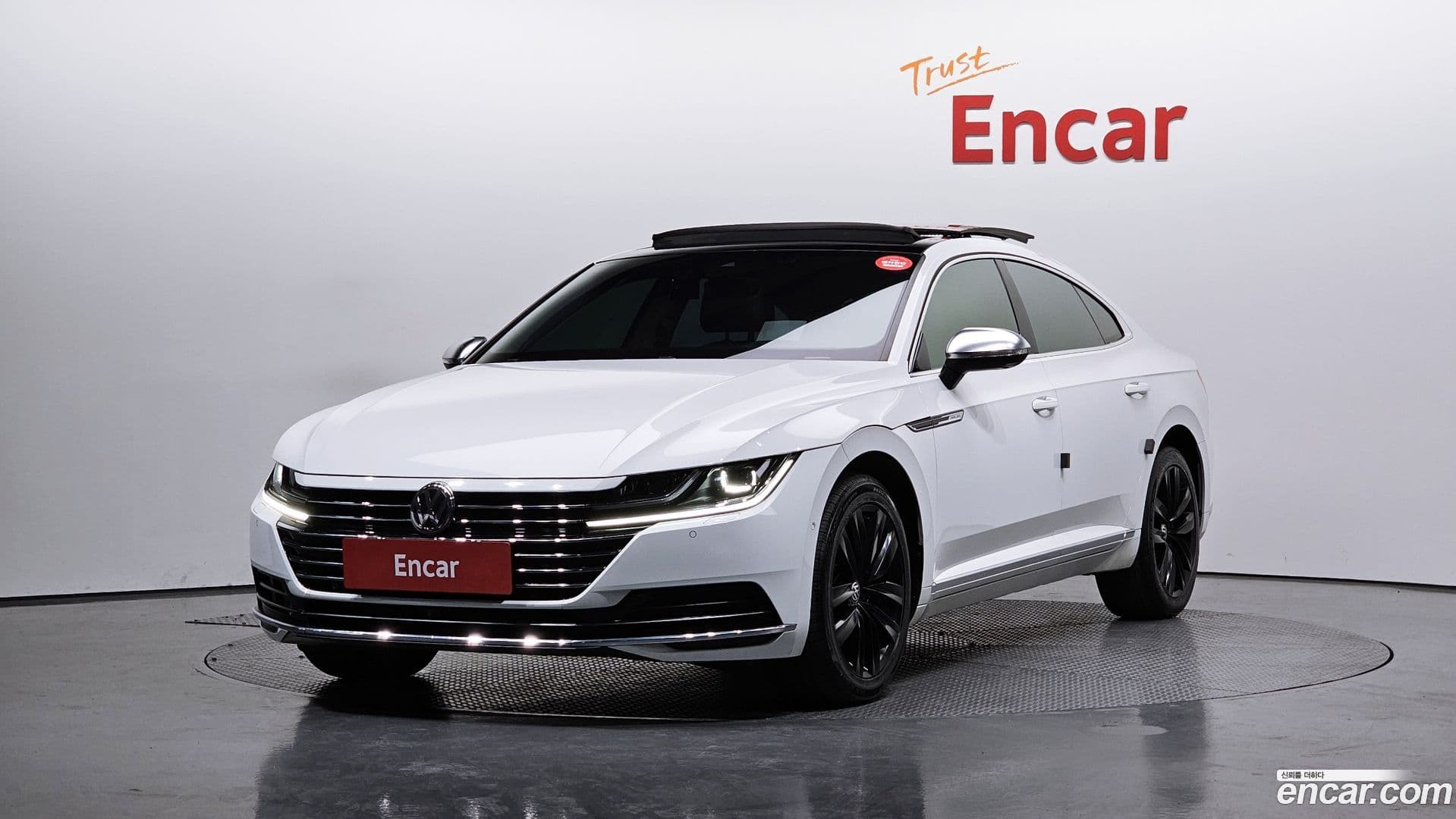Main__Slider__Photo:Arteon Volkswagen 2019.10-0