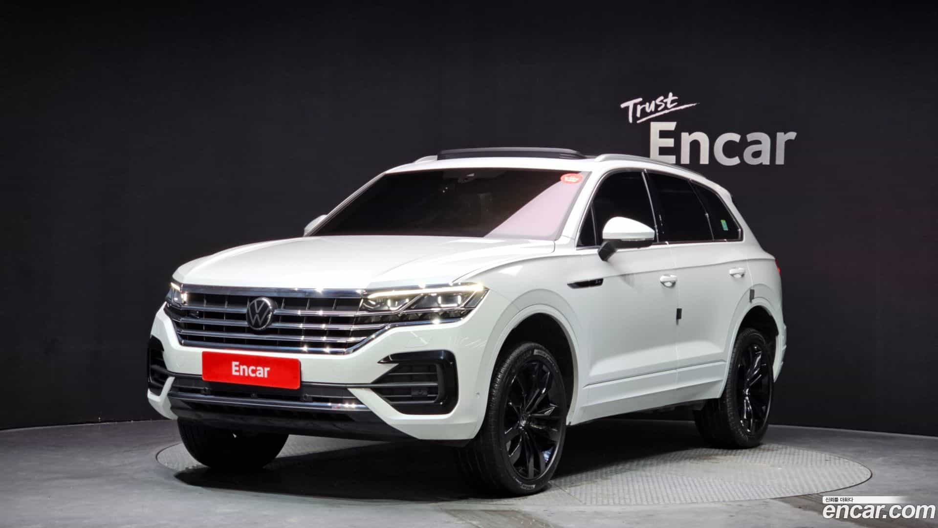 Touareg Volkswagen 2023.11-OUTER-001
