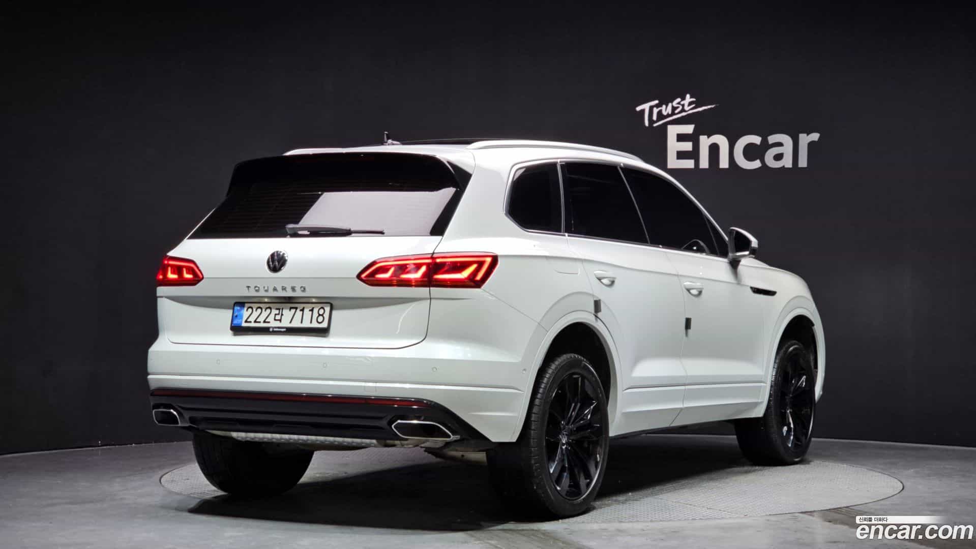 Touareg Volkswagen 2023.11-OUTER-002