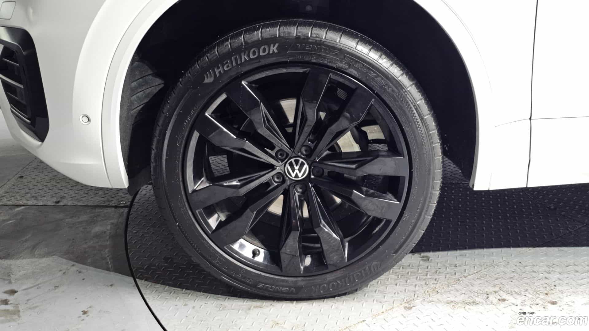 Touareg Volkswagen 2023.11-OUTER-005