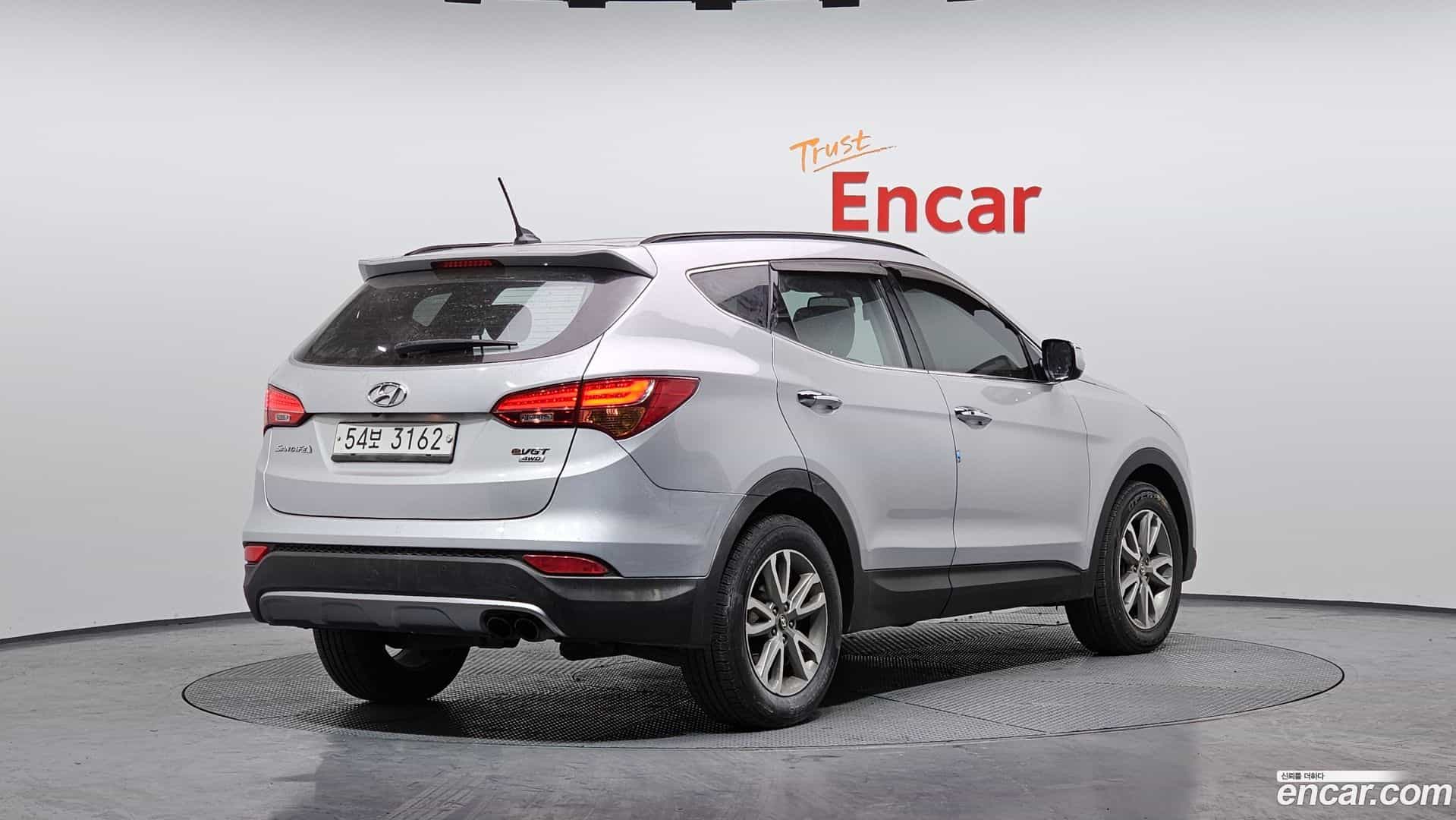 Santafe Hyundai 2013.4-OUTER-002