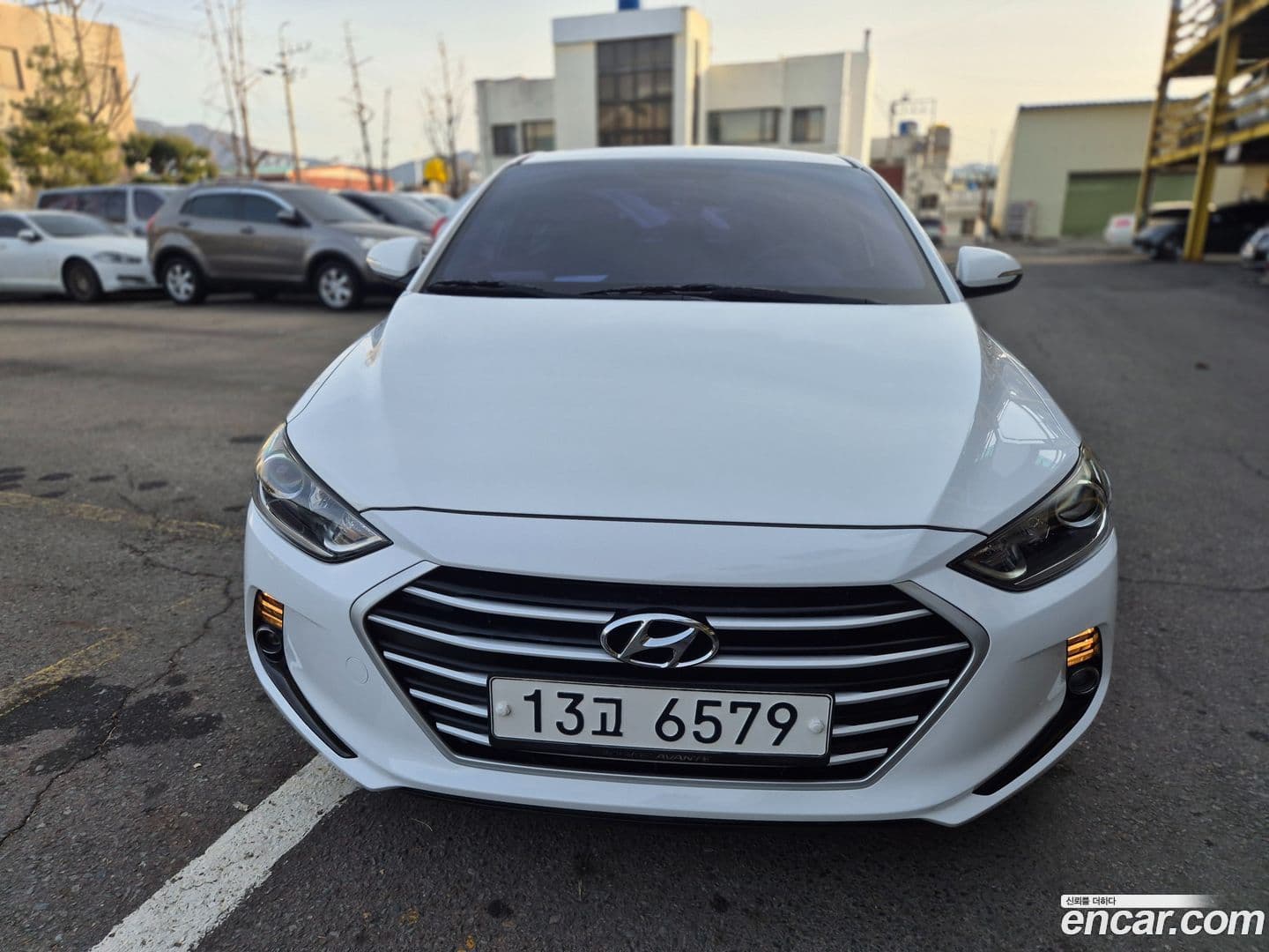Main__Slider__Photo:AVANTE Hyundai 2017.2-0