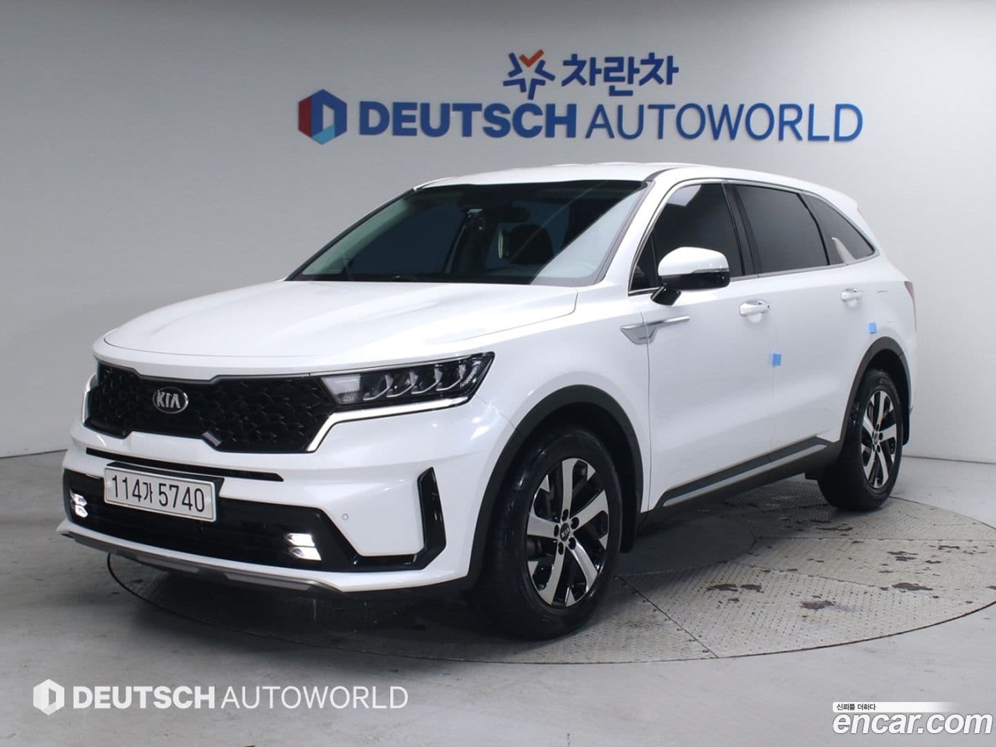 Main__Slider__Photo:Sorento Kia 2021.3-0