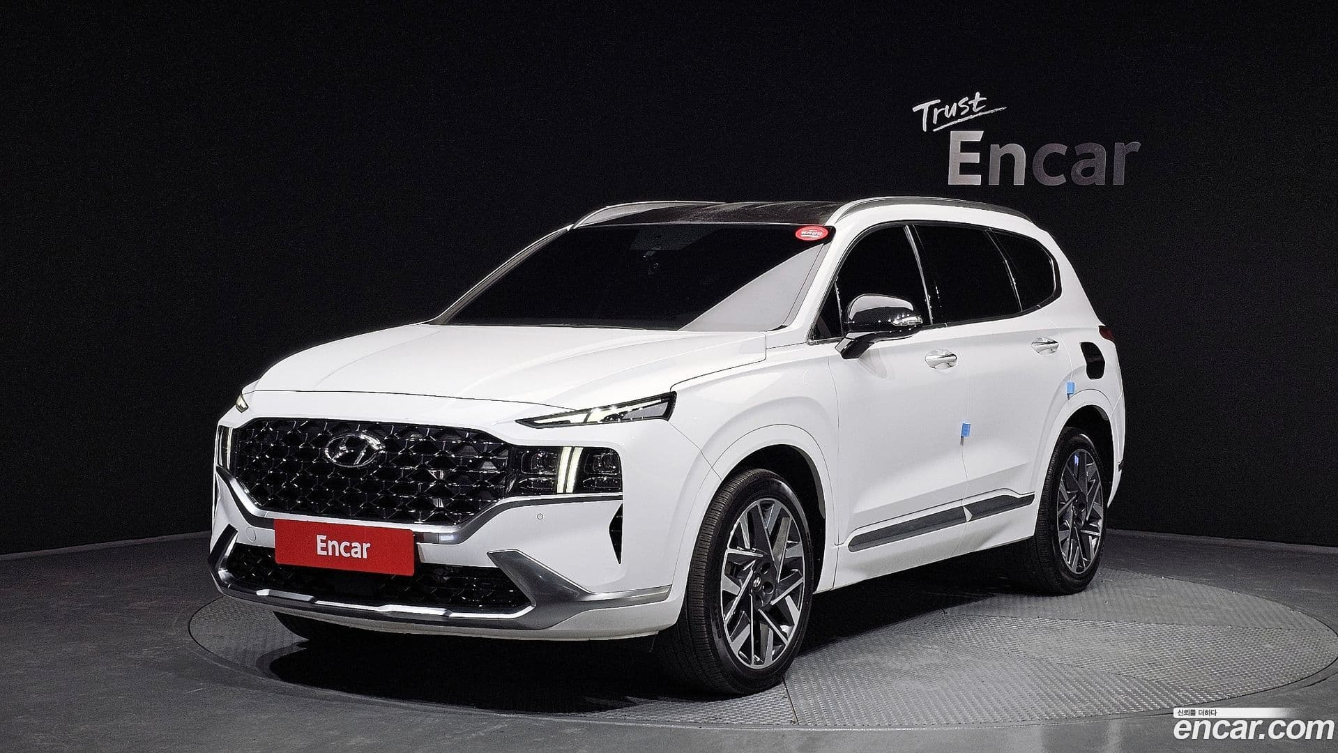 Main__Slider__Photo:Santafe Hyundai 2021.7-0