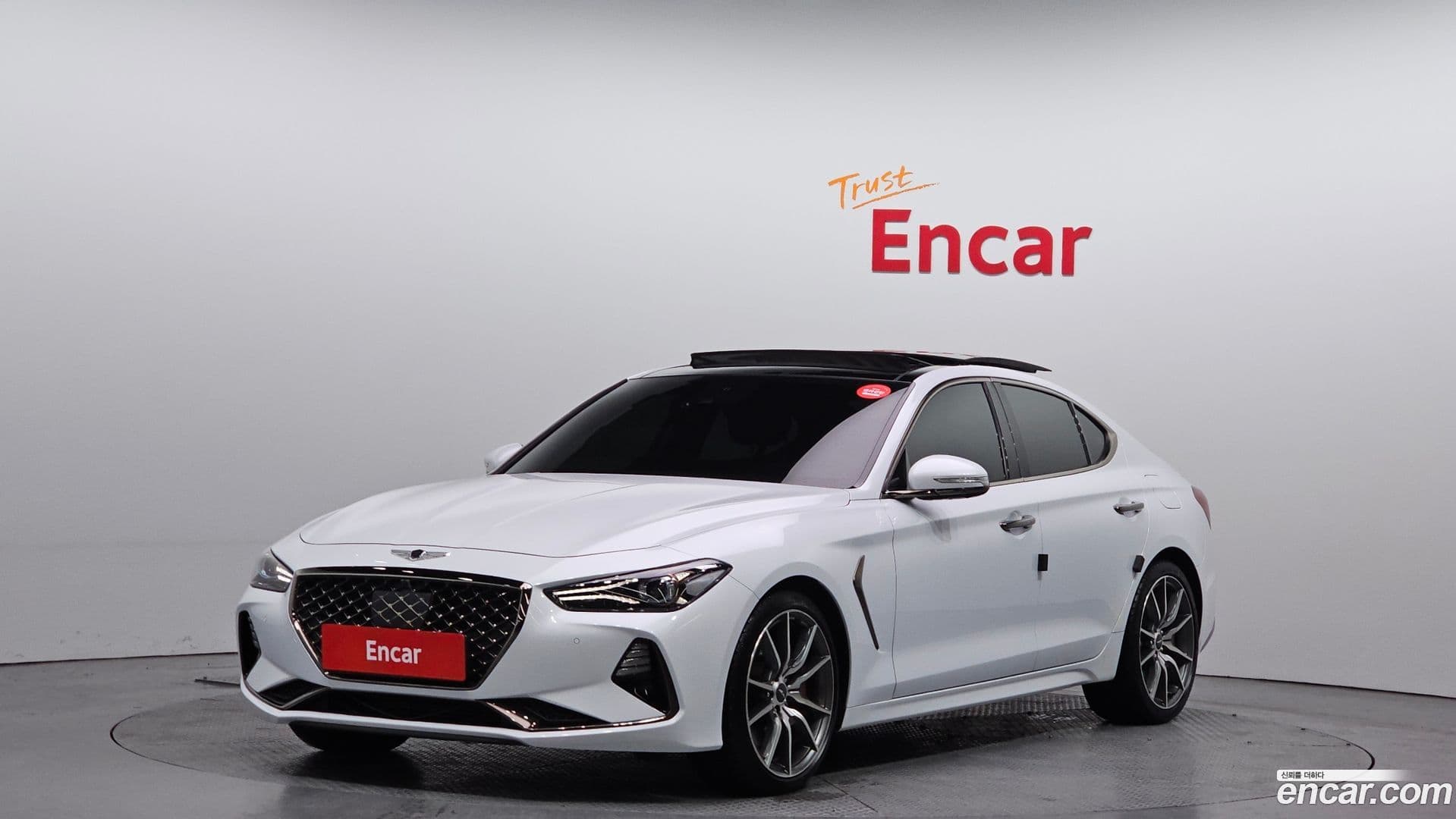 Main__Slider__Photo:G70 Genesis 2018.1-0