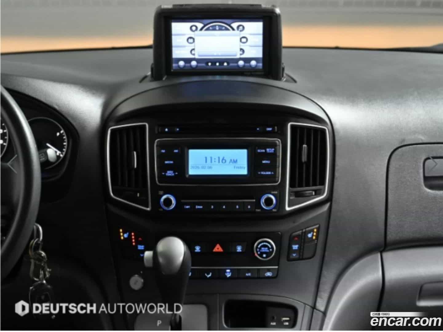 Starex Hyundai 2018.0-INNER-006