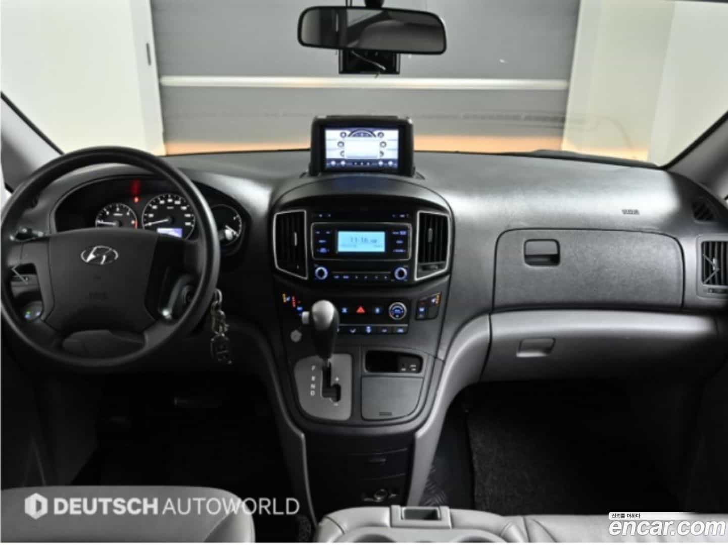 Starex Hyundai 2018.0-INNER-007