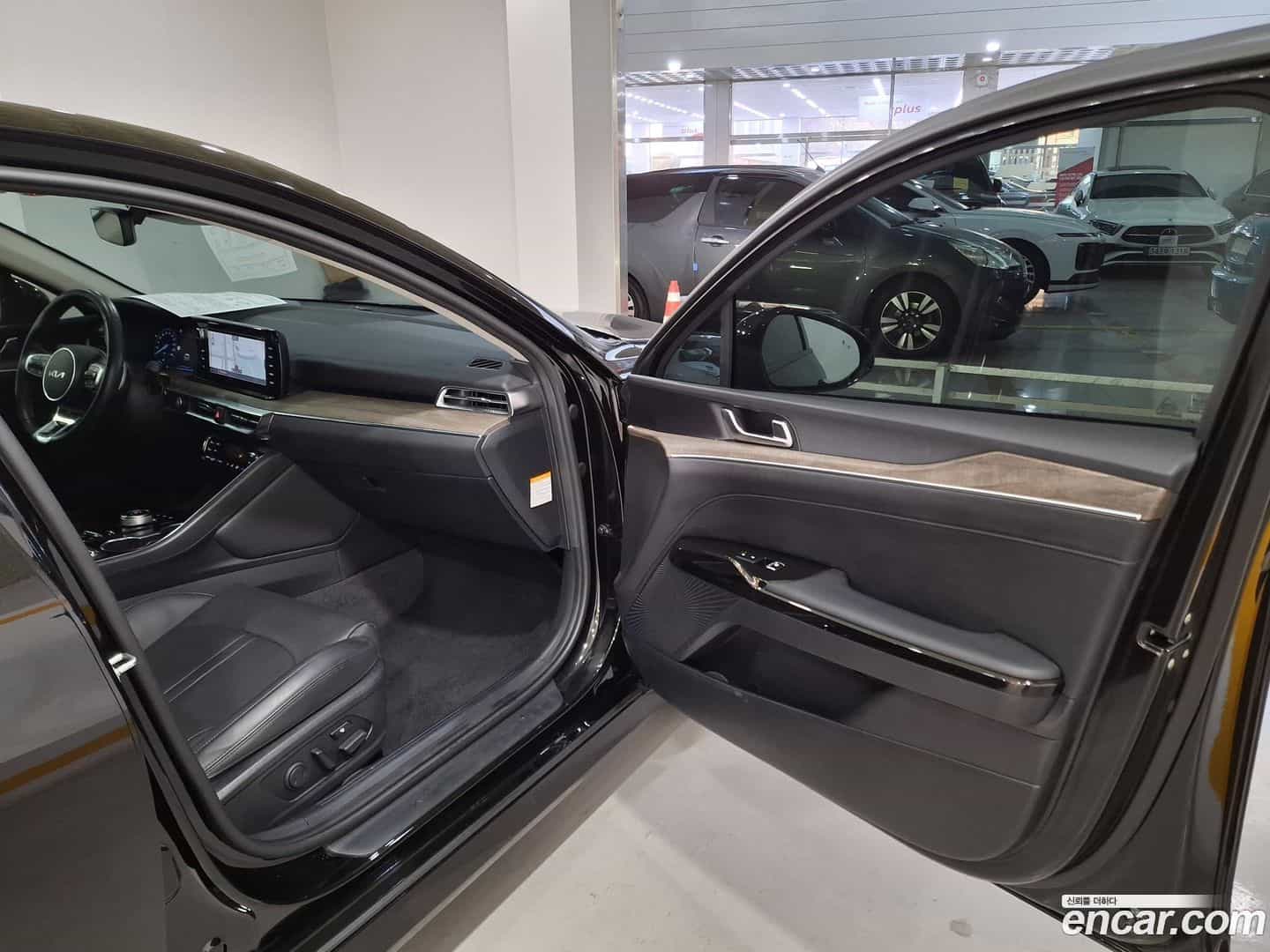 K5 Kia 2023.10-INNER-009