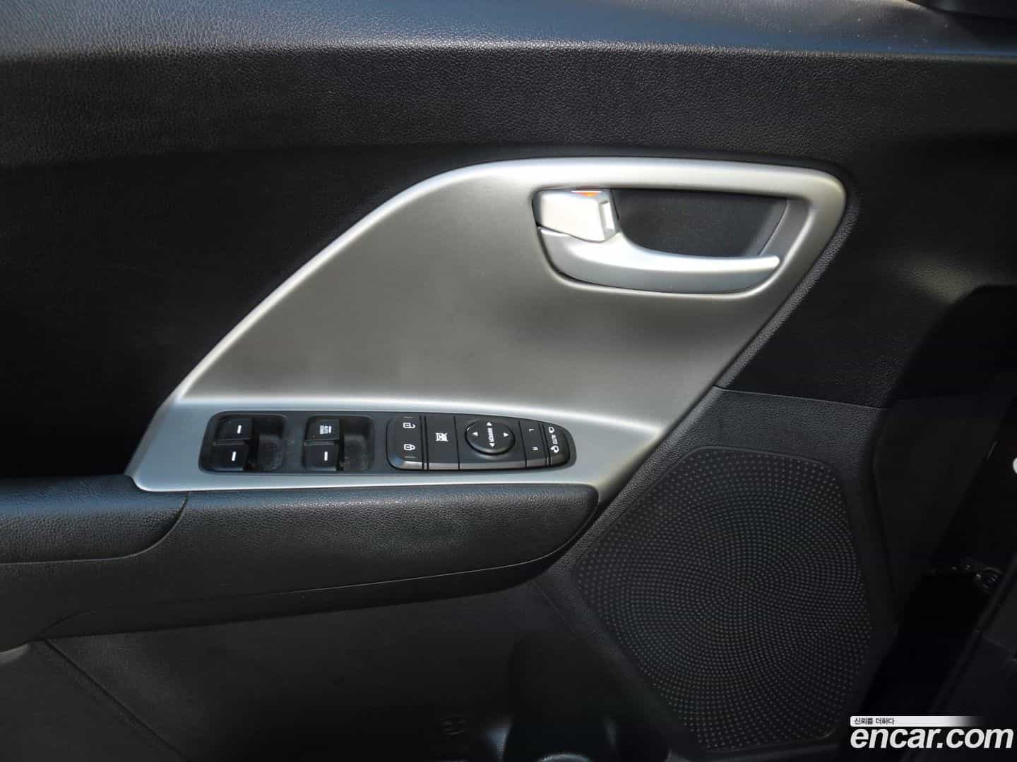 Niro Kia 2016.7-INNER-008