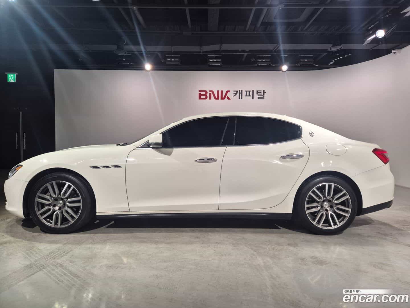 Ghibli Maserati 2016.4-INNER-008