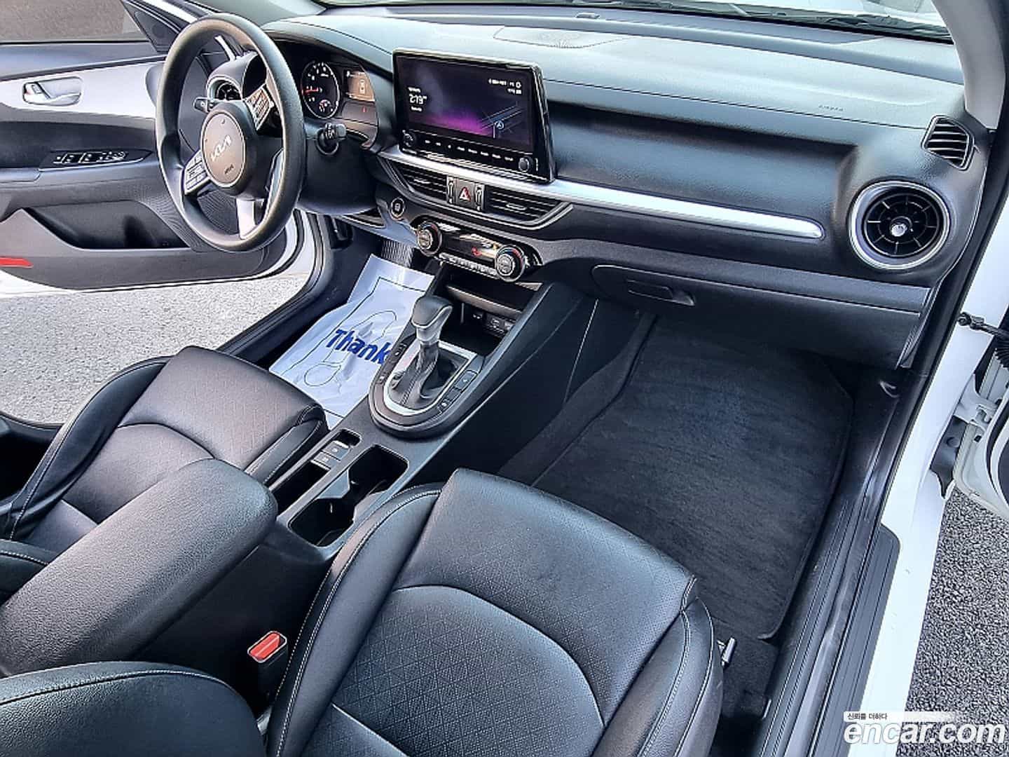 K3 Kia 2022.2-INNER-006