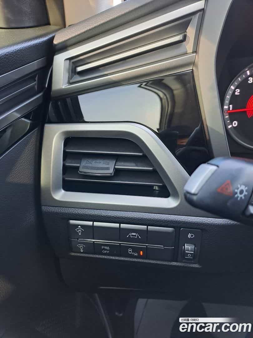 KORANDO KG Mobility 2022.7-INNER-007