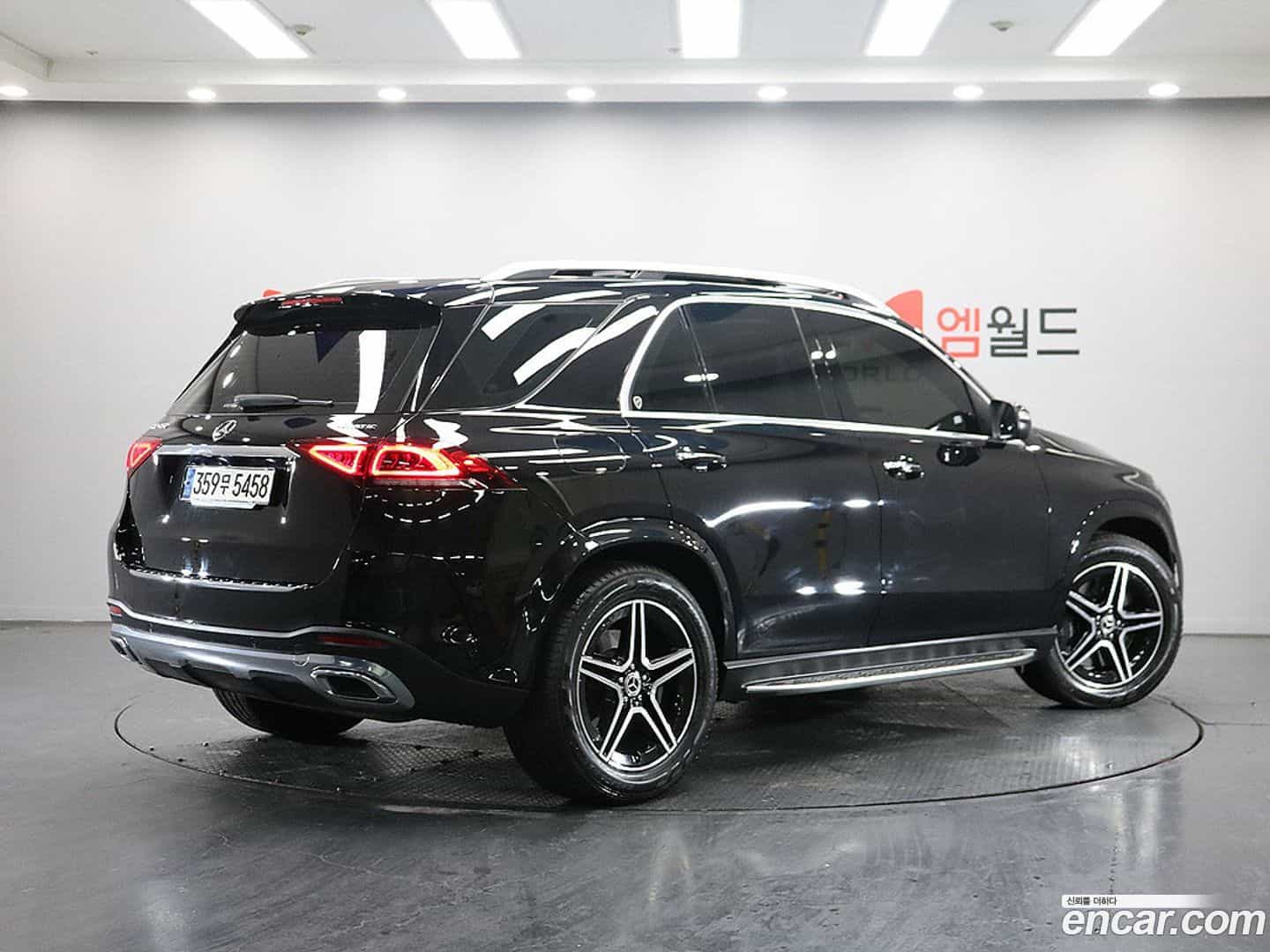 GLE-Class Mercedes-Benz 2021.6-OUTER-003