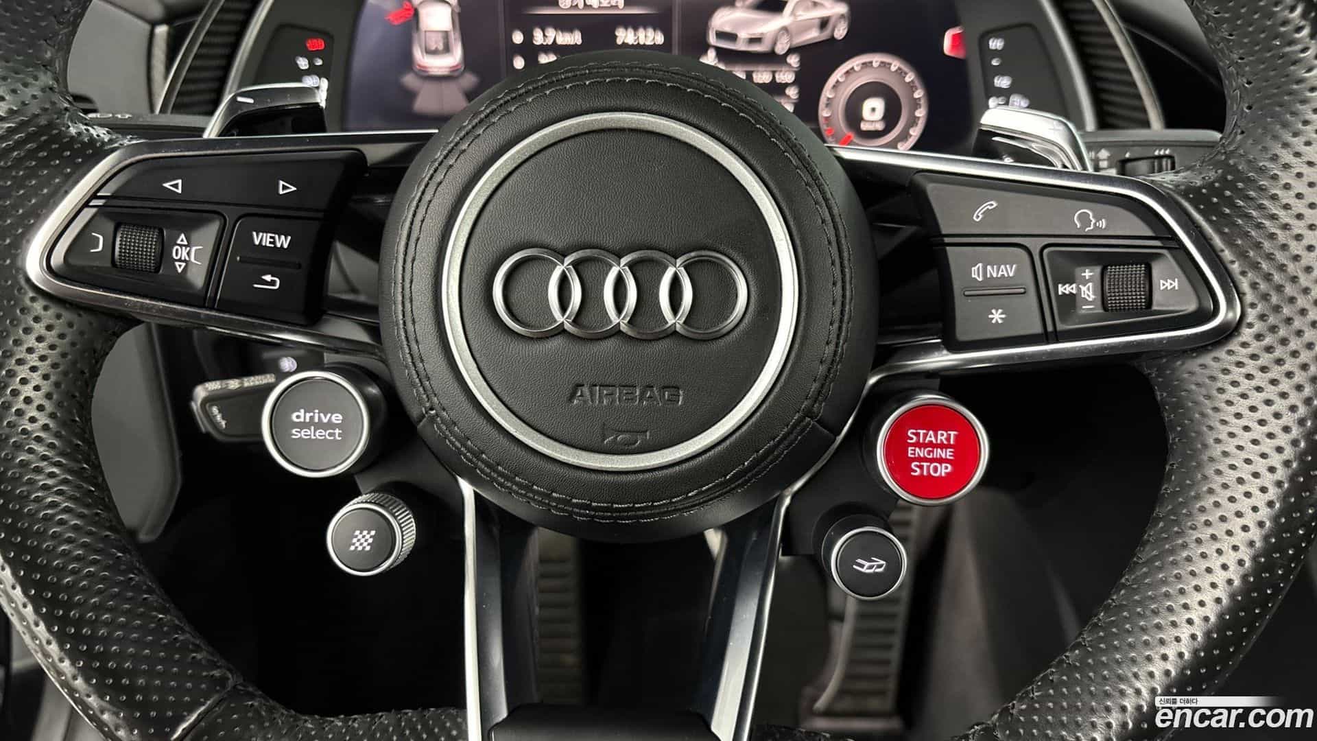 R8 Audi 2017.11-OPTION-017
