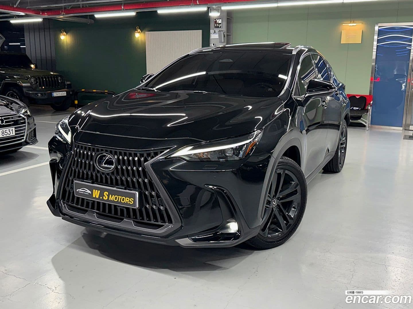 Main__Slider__Photo:NX Lexus 2025.0-0