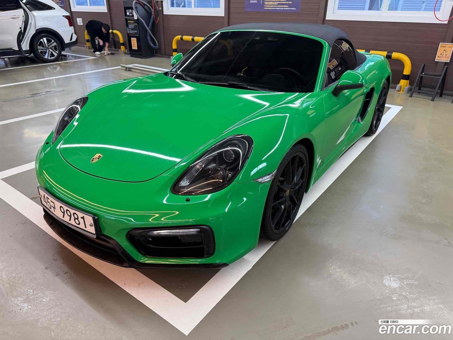 Main__Slider__Photo:Boxster Porsche 2015.1-0