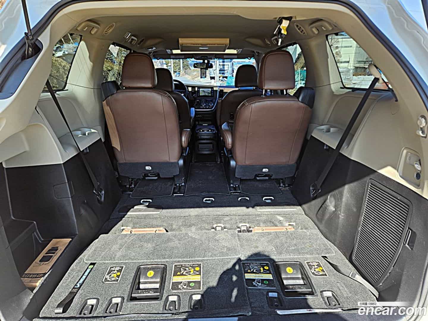 Sienna Toyota 2017.11-OPTION-018