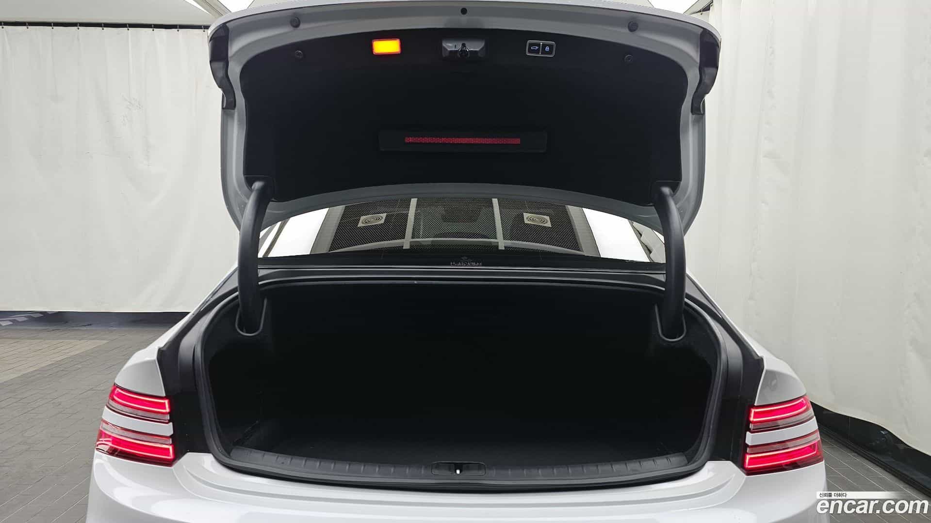 G80 Genesis 2024.1-OPTION-024
