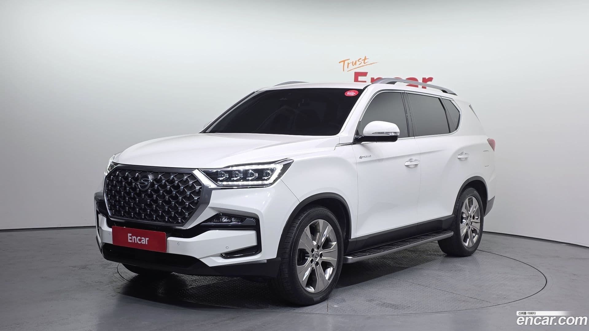 Main__Slider__Photo:Rexton KG Mobility 2022.2-0
