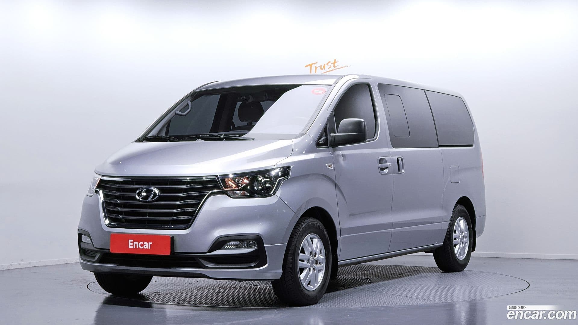 Main__Slider__Photo:Starex Hyundai 2021.2-0