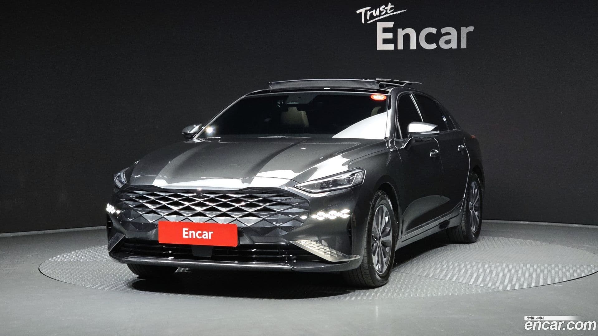 Main__Slider__Photo:K8 Kia 2022.0-0