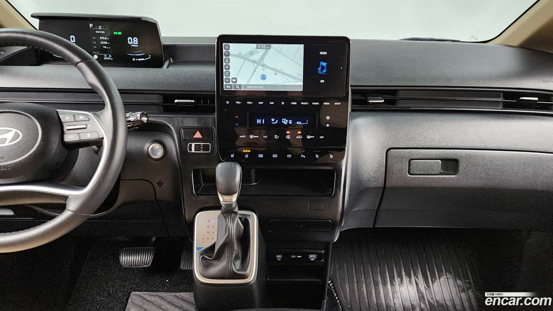 Staria Hyundai 2024.6-OPTION-018
