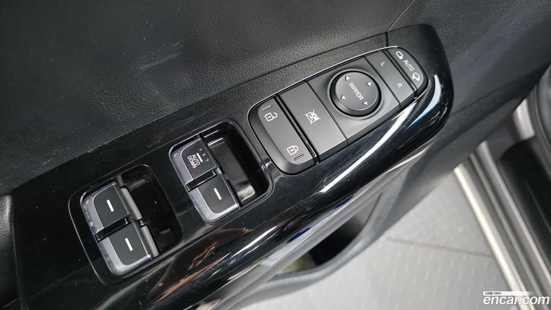 Sportage Kia 2016.1-OPTION-017