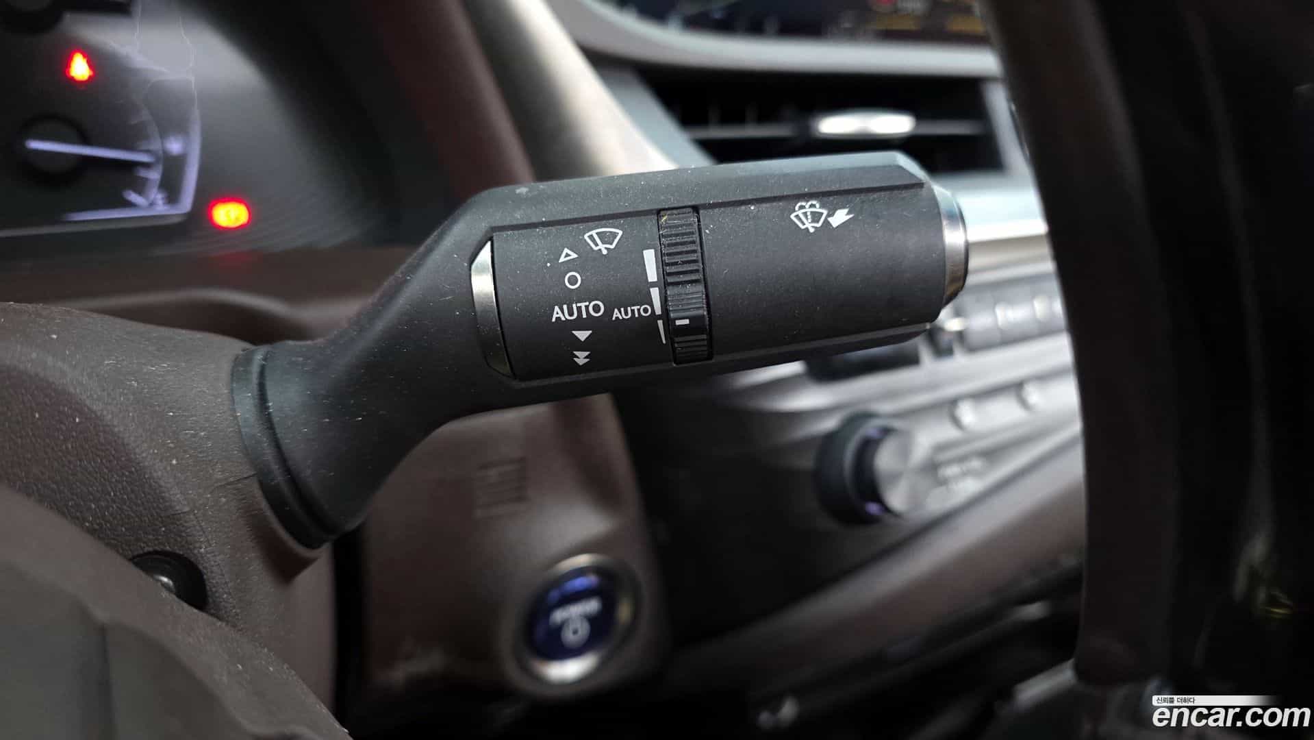 ES Lexus 2018.10-OPTION-022