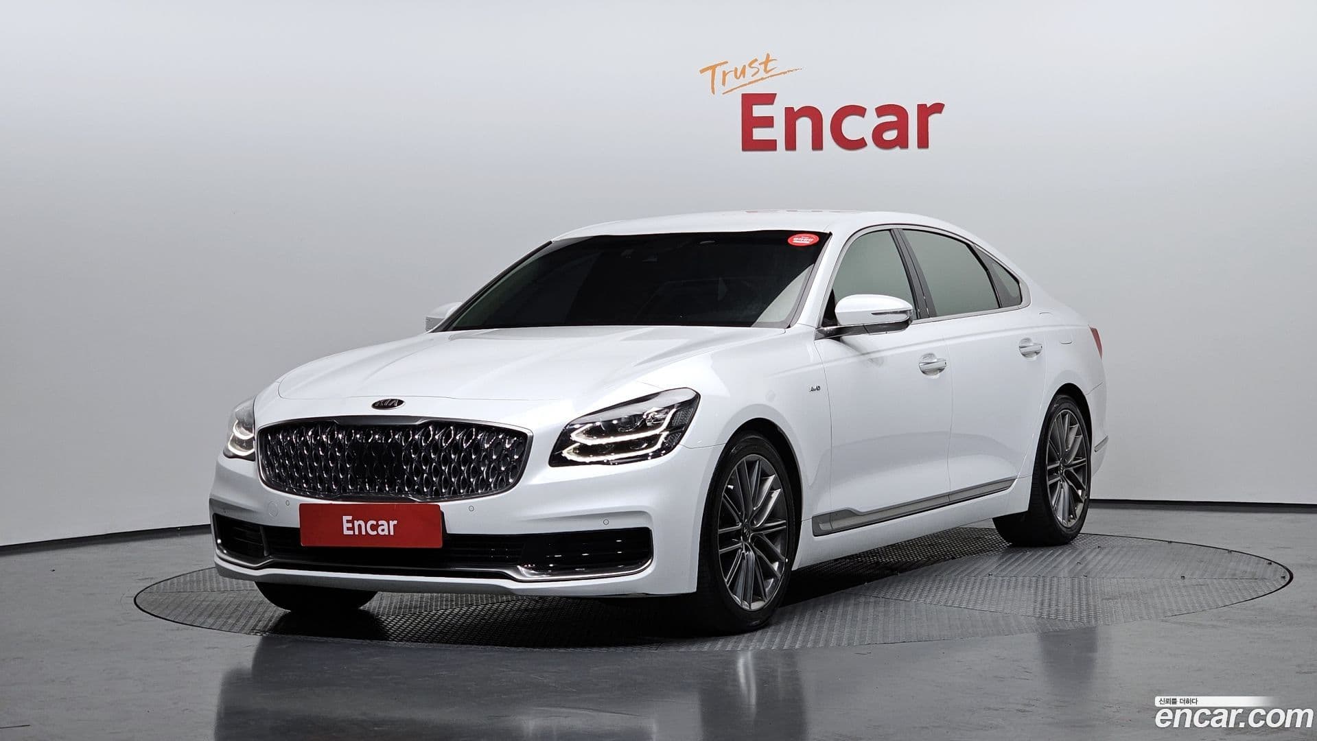 Main__Slider__Photo:K9 Kia 2019.8-0