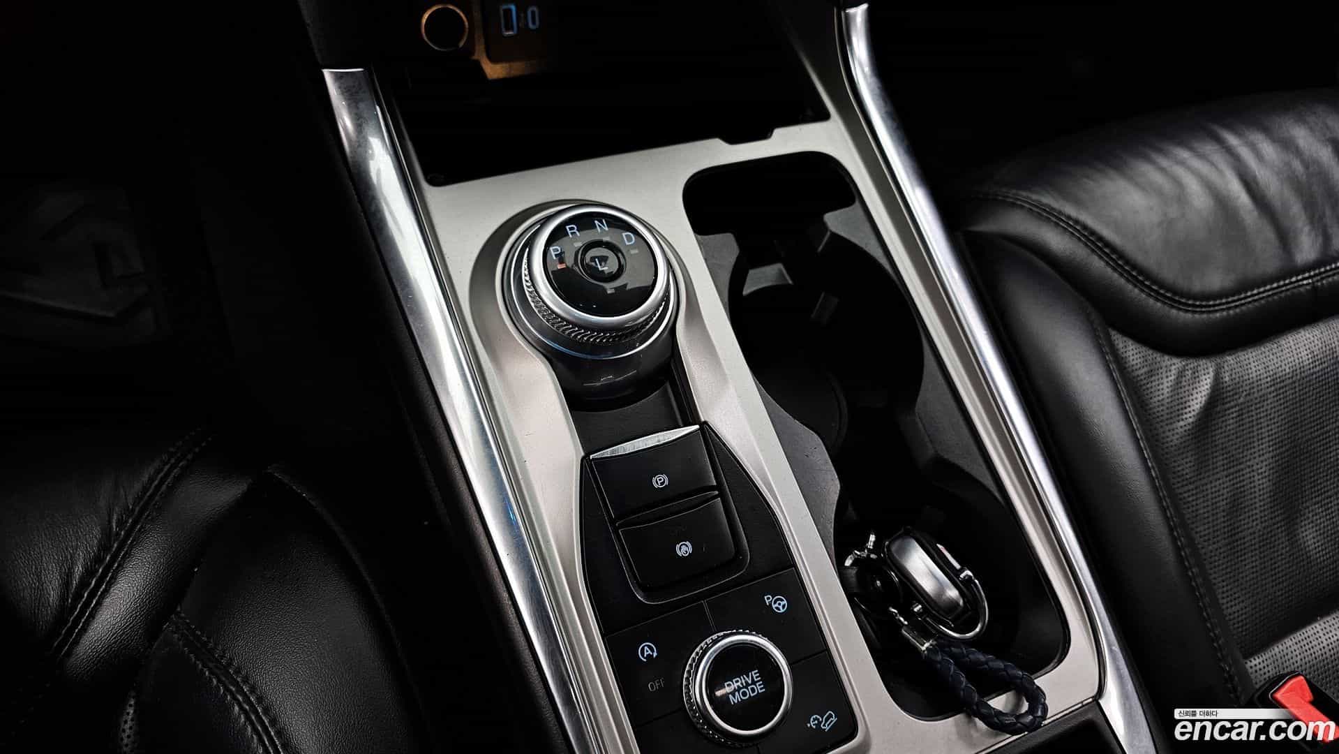 Explorer Ford 2022.4-INNER-009