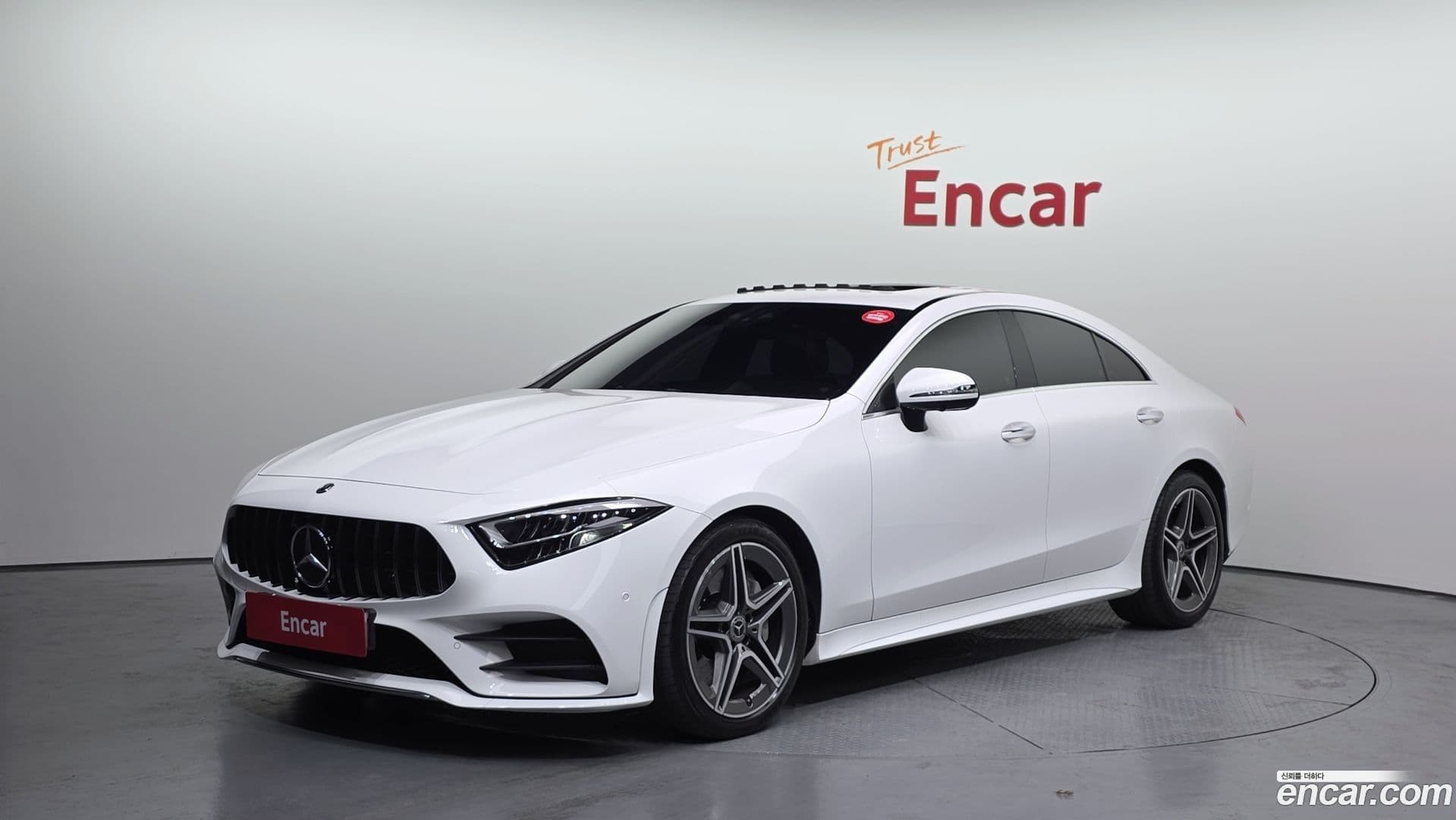 Main__Slider__Photo:CLS-Class Mercedes-Benz 2020.2-0