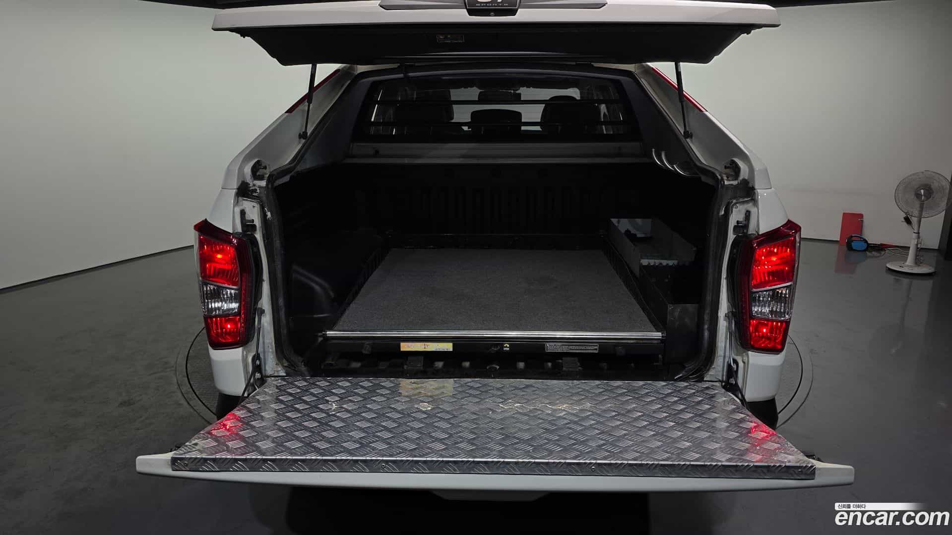 Rexton KG Mobility 2018.5-OPTION-024
