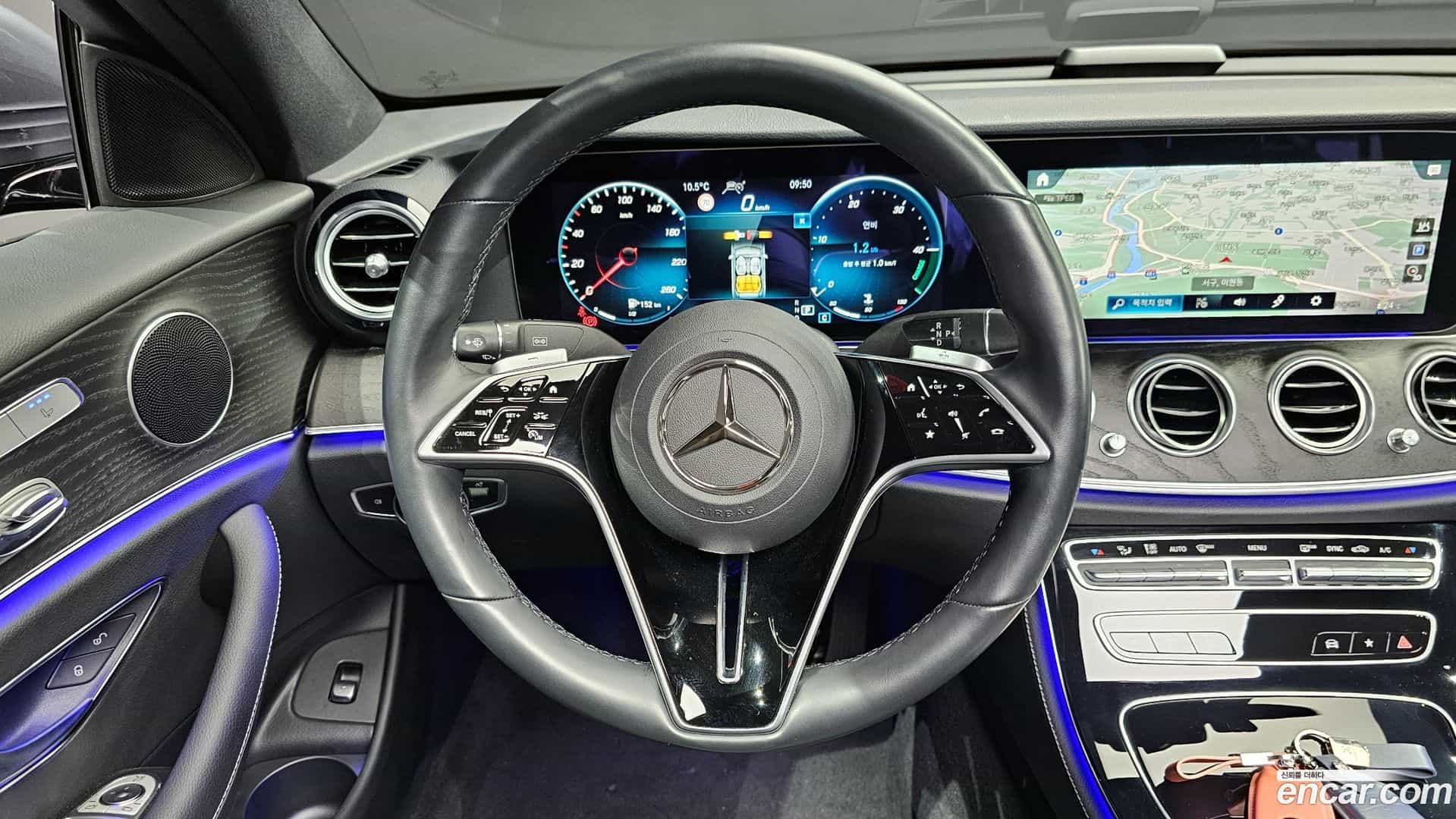 E-Class Mercedes-Benz 2021.11-OPTION-017