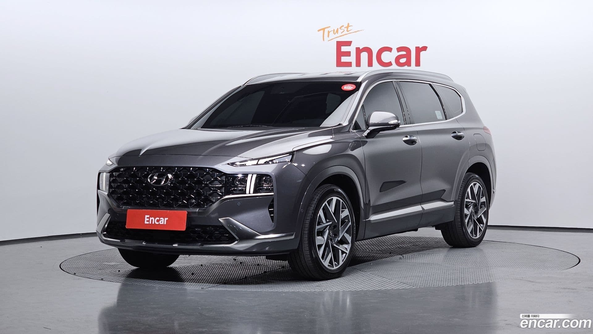 Main__Slider__Photo:Santafe Hyundai 2021.11-0
