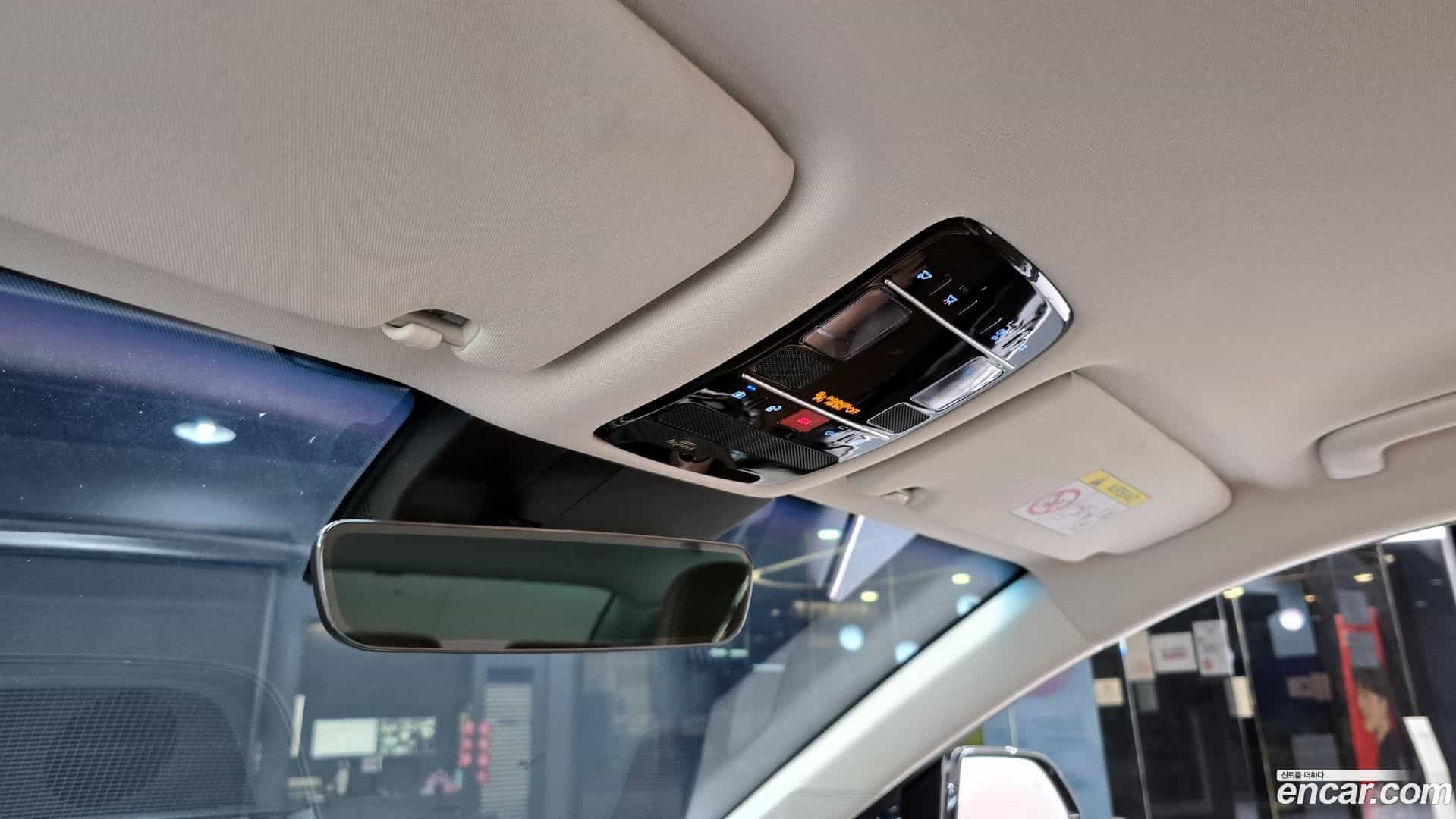 Grandeur Hyundai 2023.3-OPTION-024