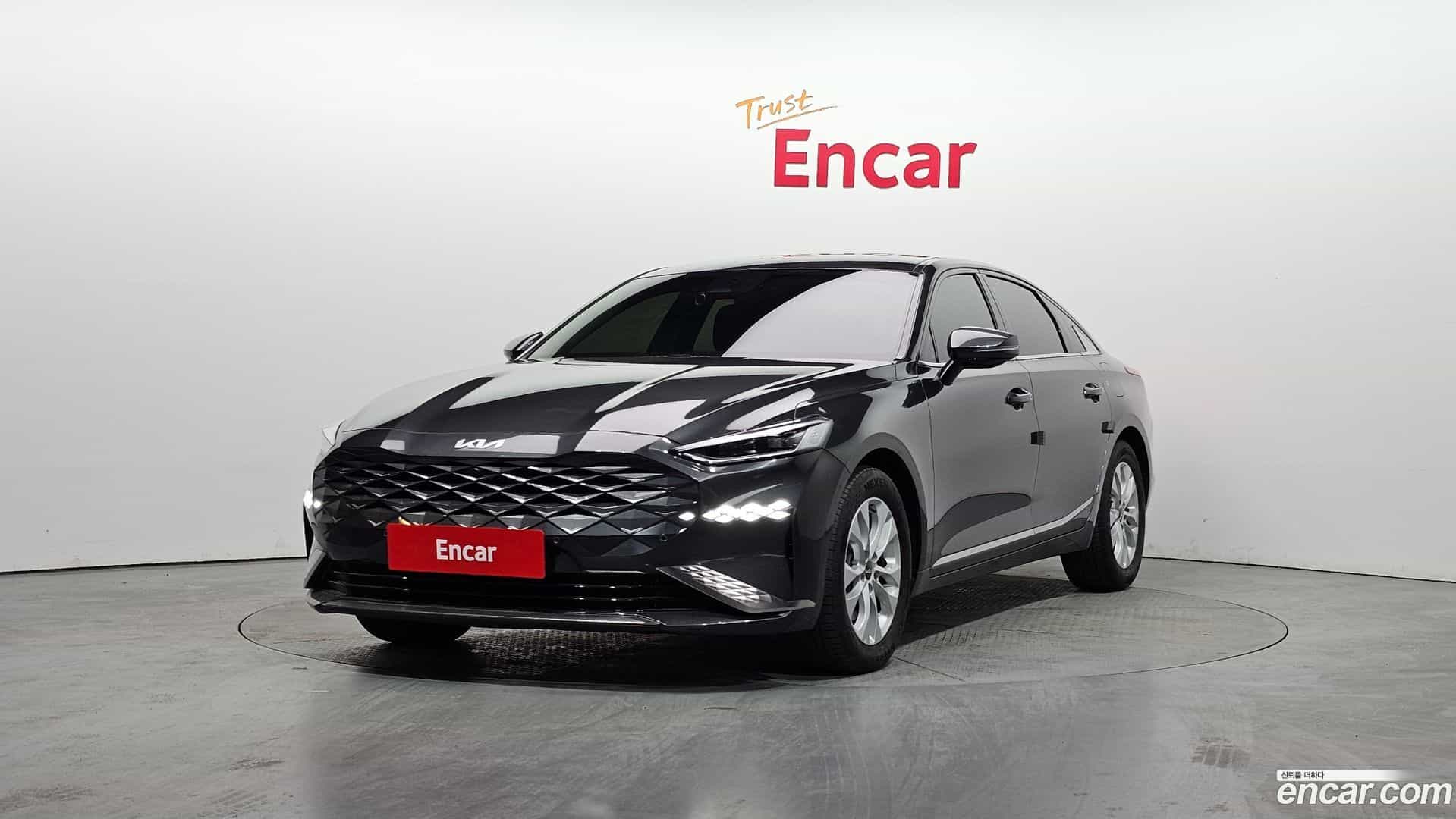 K8 Kia 2021.11-OUTER-001