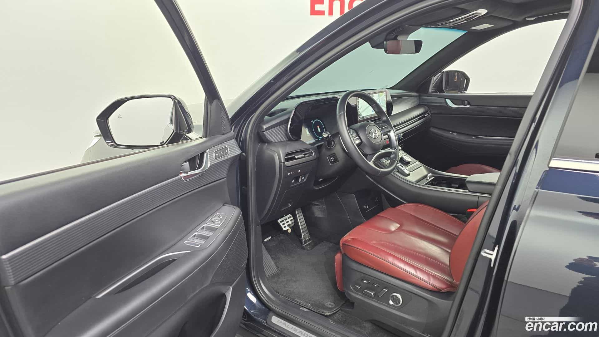 Palisade Hyundai 2023.2-INNER-010