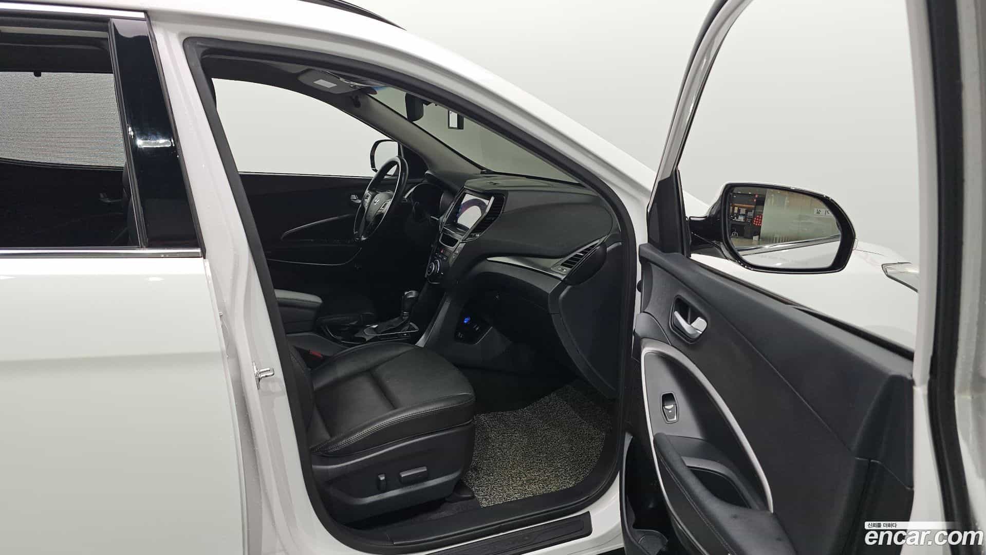 Santafe Hyundai 2016.2-OPTION-015