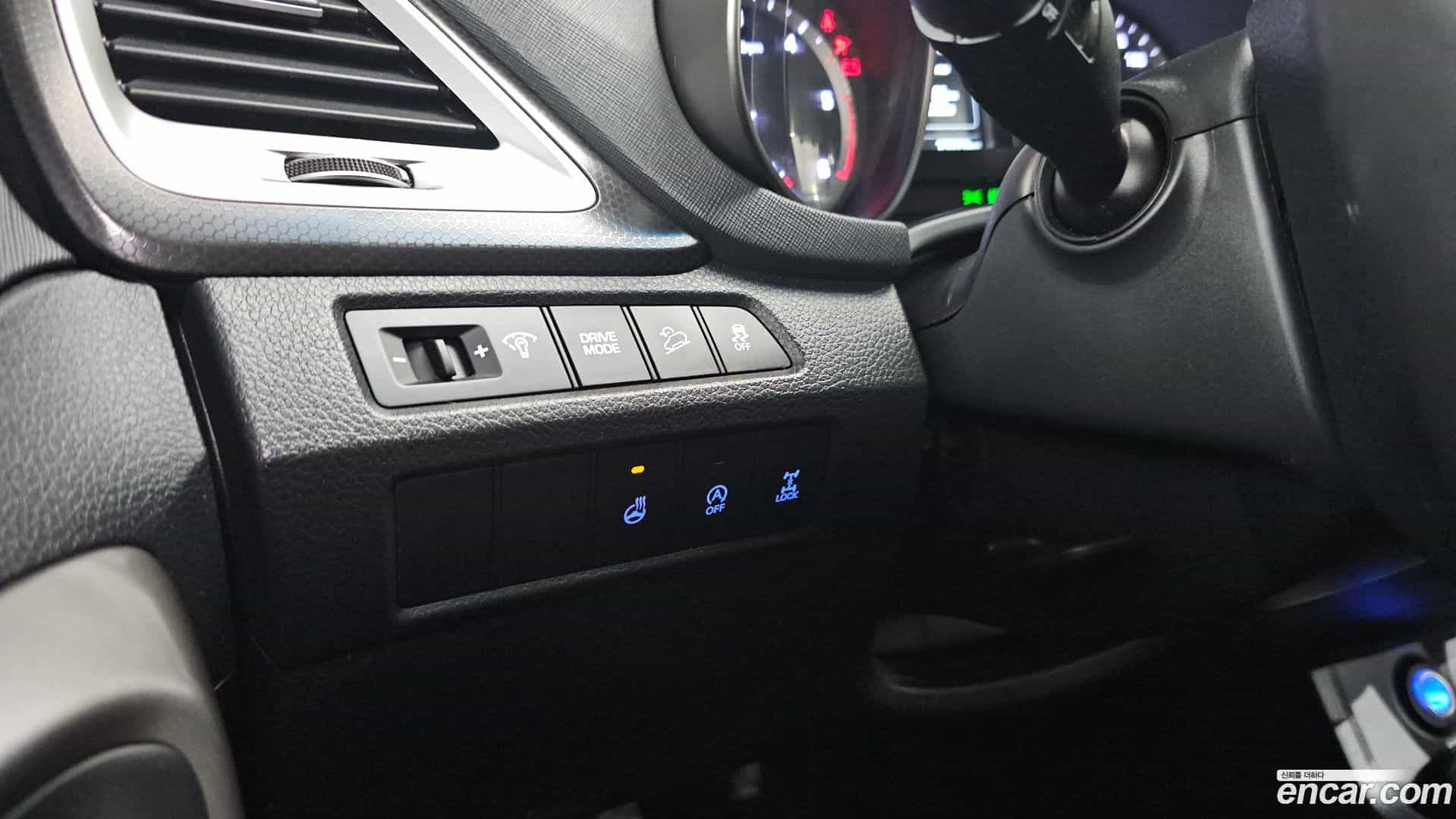Santafe Hyundai 2016.2-OPTION-021