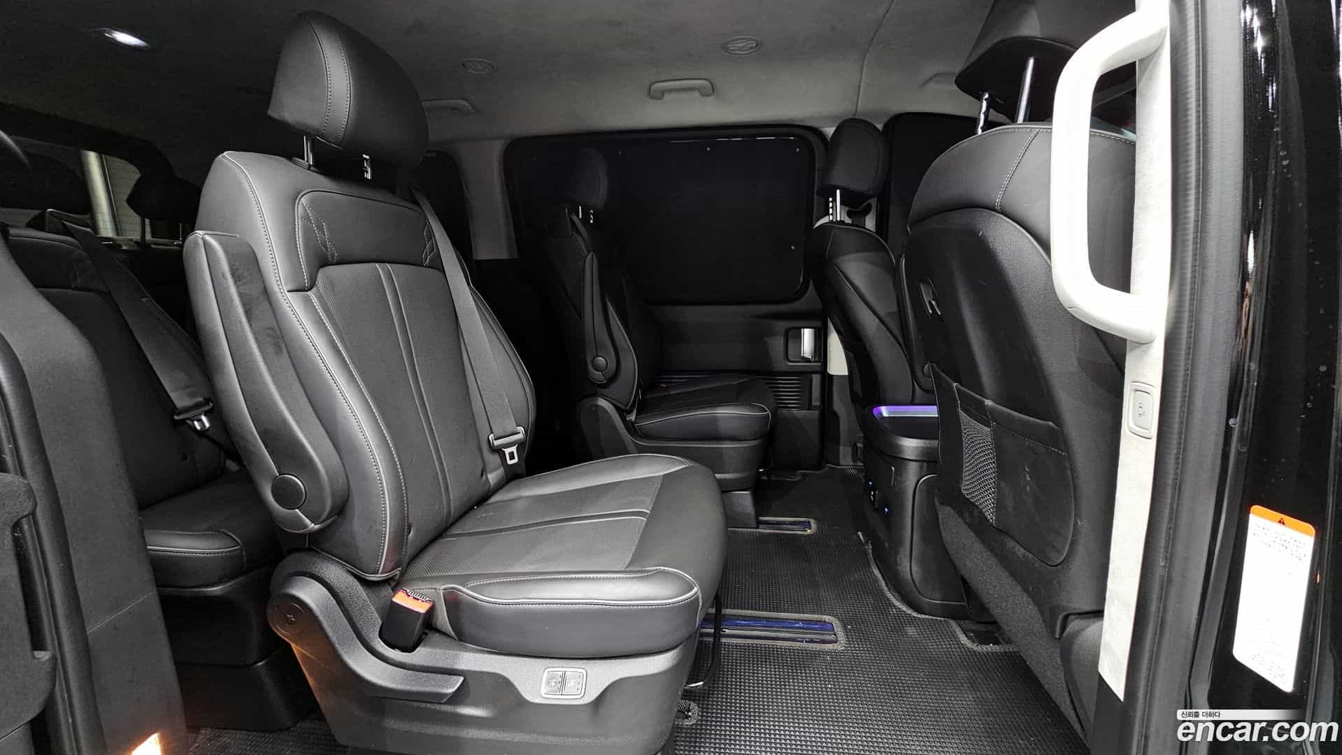 Staria Hyundai 2024.8-OPTION-015