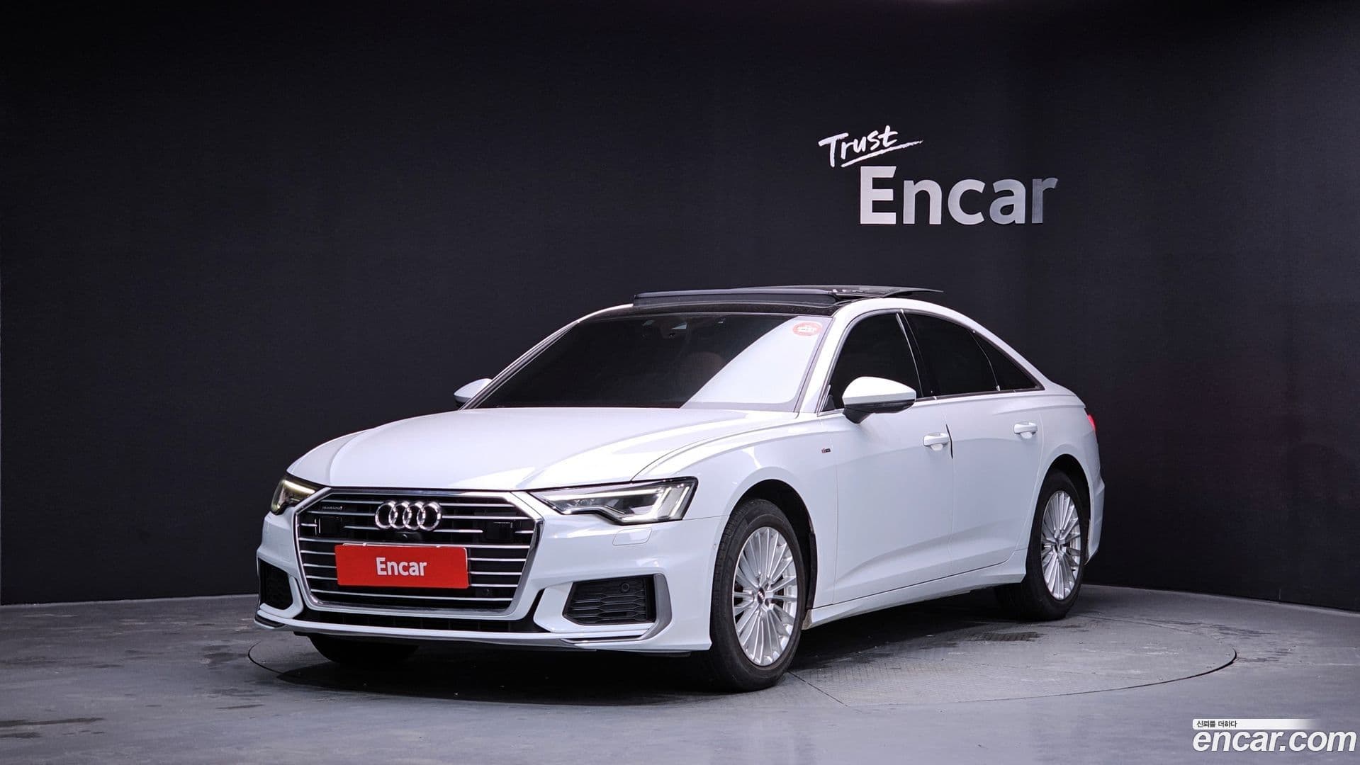 Main__Slider__Photo:A6 Audi 2019.9-0