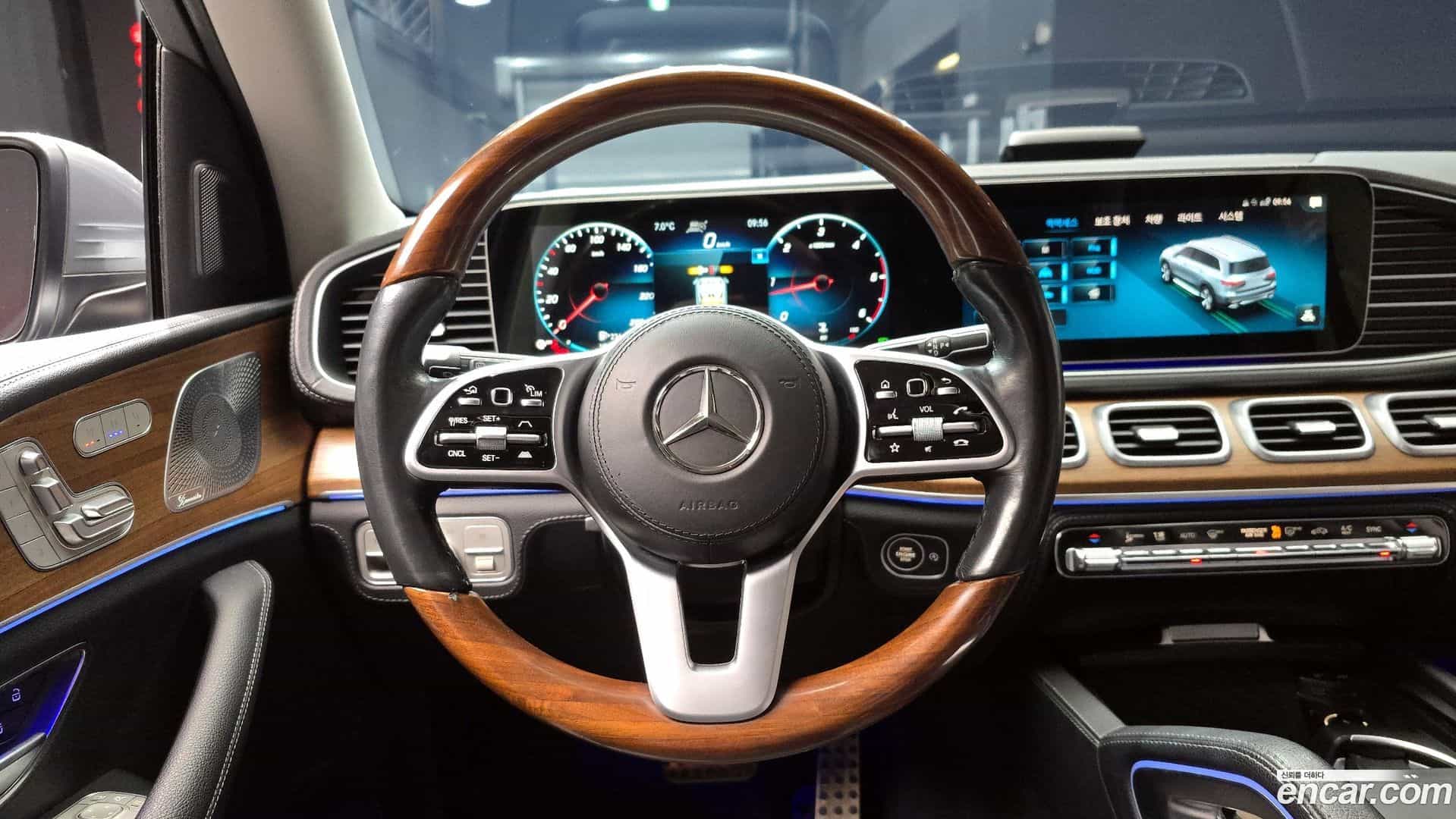 GLS-Class Mercedes-Benz 2020.11-OPTION-017